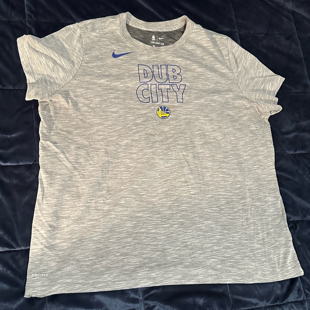 Dub City tee 2X like new